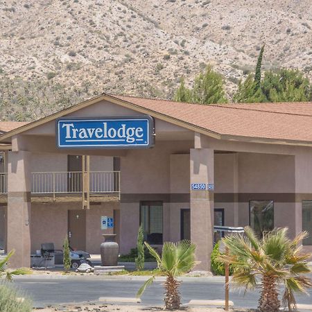 Travelodge Inn & Suites By Wyndham Yucca Valley/Joshua Tree Esterno foto