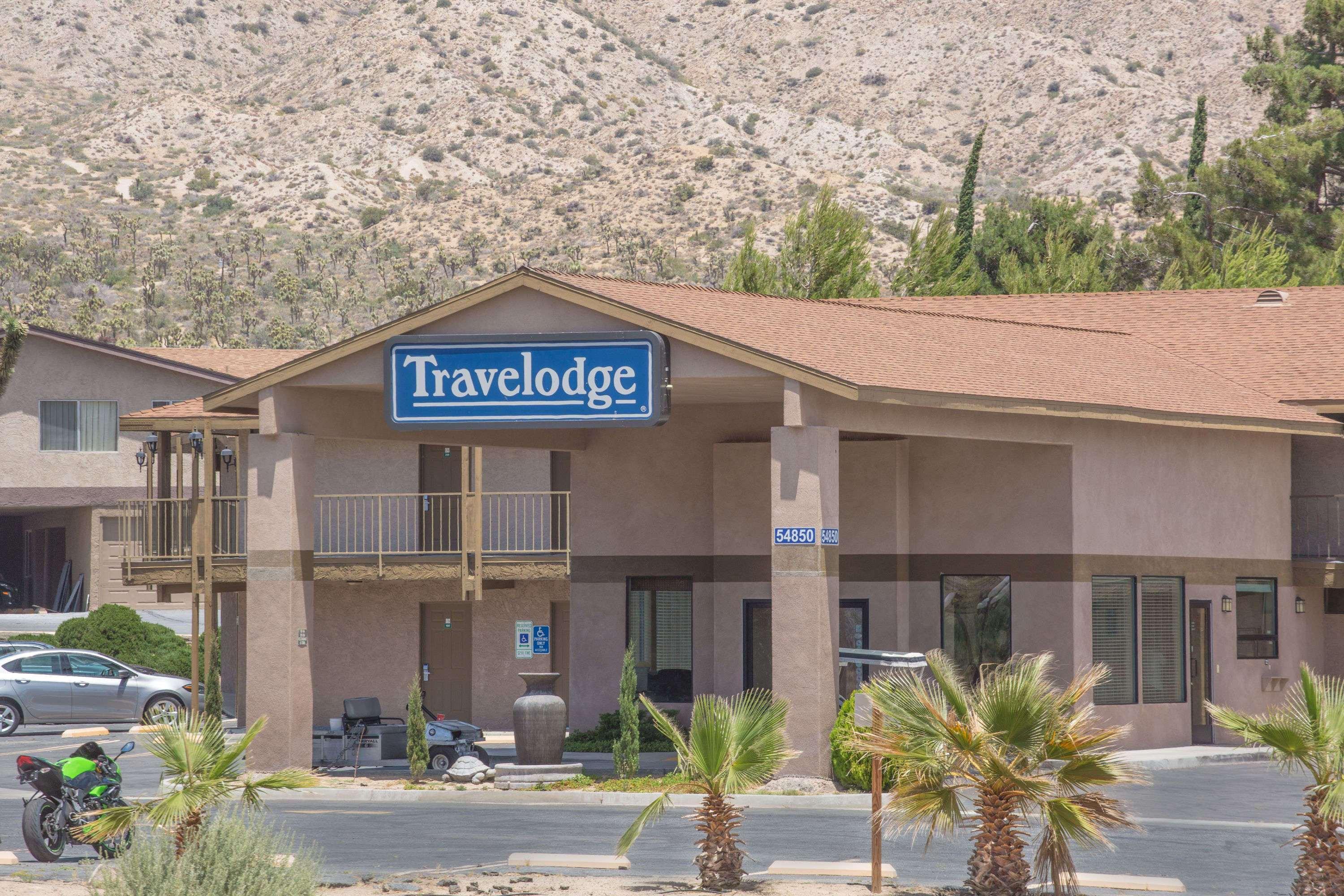 Travelodge Inn & Suites By Wyndham Yucca Valley/Joshua Tree Esterno foto