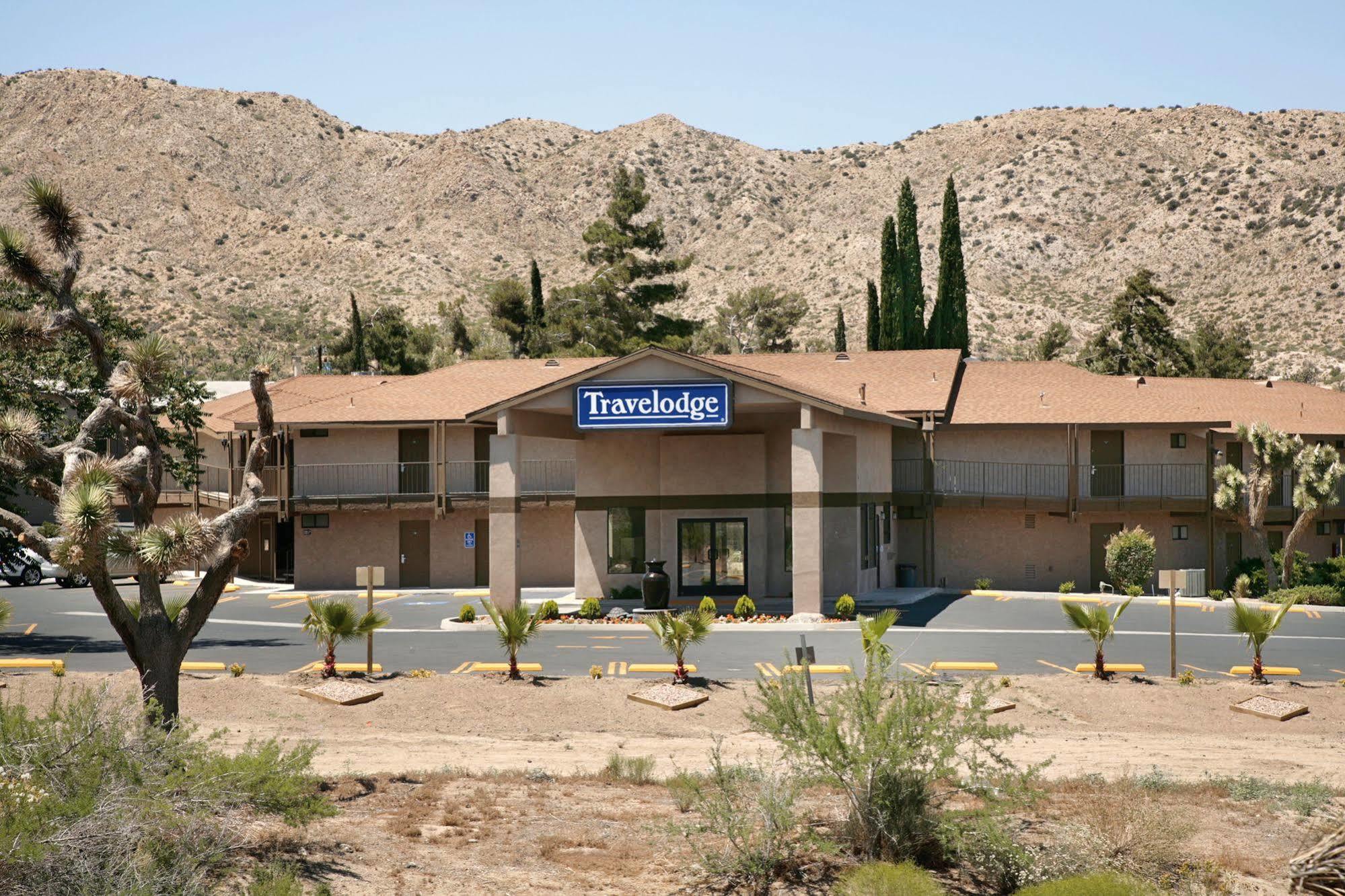 Travelodge Inn & Suites By Wyndham Yucca Valley/Joshua Tree Esterno foto